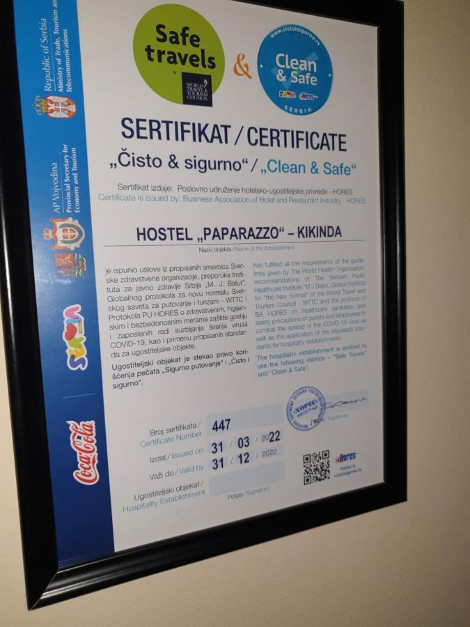 Hostel Paparazzo Apartmens Kikinda Esterno foto