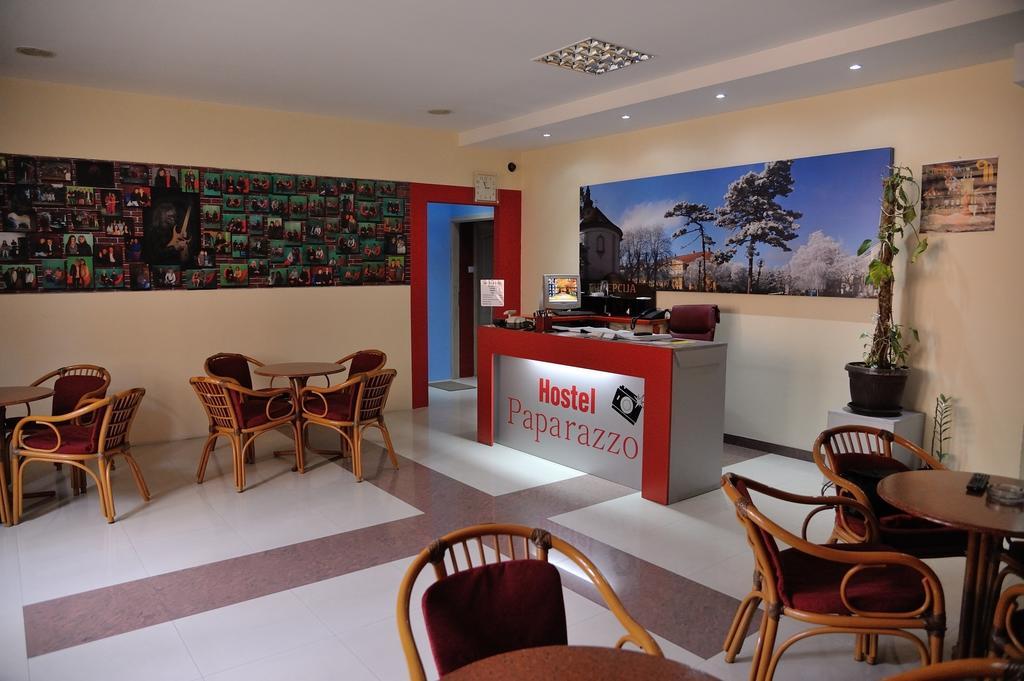 Hostel Paparazzo Apartmens Kikinda Esterno foto